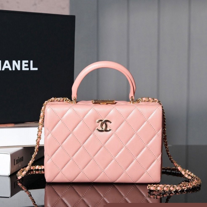 Ch*el box bags